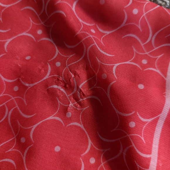 Poly blend scarf - Picture 3 of 4